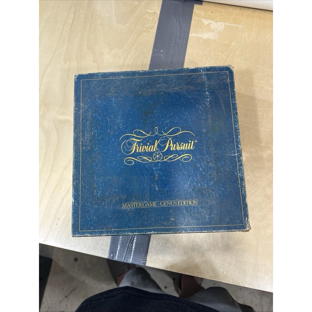 Vintage Trivial Pursuit Master Game Genus Edition